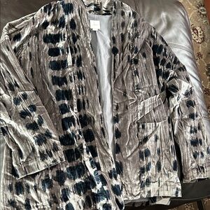 J. Jill Gray and Black Patterned Teddy Jacket